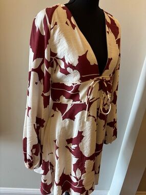Cream and Burgundy Floral V-Neck Tie-Waist Dress NWT